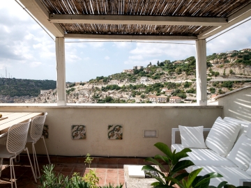 Kimiya - Holiday Apartment in Modica, Sicily