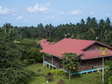 Praia Inhame Eco Resort - Eco Lodging in Porto Alegre, São Tomé