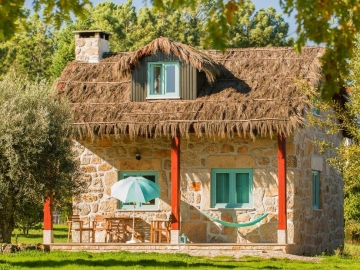 Chão do Rio  - Cottages in Travancinha, Central Coast & Beiras