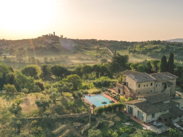 Vegan Agrivilla i pini - Boutique Hotel in San Gimignano, Tuscany