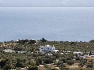 Villa Elena - Holiday home villa in Loutraki, Peloponnese