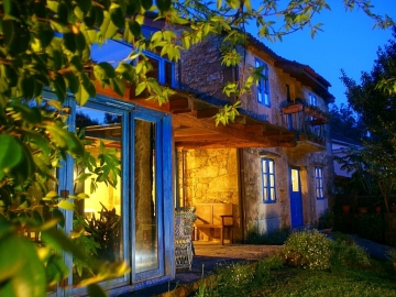 Casa Perfeuto Maria - Bed and Breakfast in Outes, Galicia