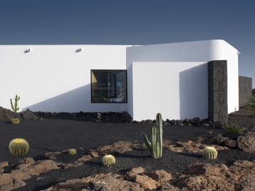 Vulkano Villas - Holiday Apartments in Mala, Canary Islands