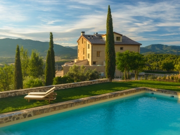 Hotel Torre del Marques - Luxury Hotel in Monroyo, Aragón