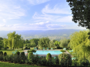 Villa Campestri Olive Oil Resort - Hotel & Self-Catering in Vicchio di Mugello, Tuscany