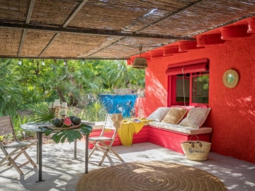 El Botánico de Sagra. Ecolodge Jardin Hôtel - Eco Lodging in Sagra, Valencia Region