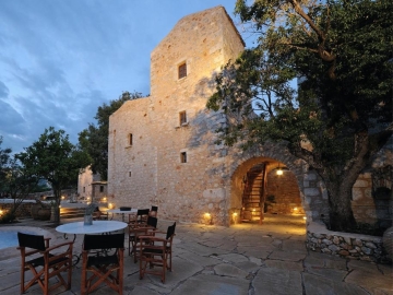 Hotel Citta dei Nicliani - Boutique Hotel in Kitta, Peloponnese