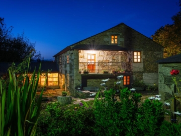 Casa Lourán - Country Hotel in Monfero, Galicia