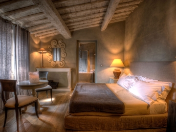 Villa Sassolini - Country Hotel in Moncioni, Tuscany