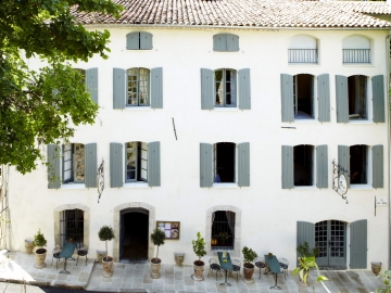 Hotel des deux Rocs - Bed and Breakfast in Seillans, French Riviera & Provence