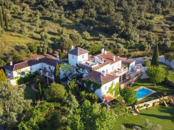 Fuente de la Higuera - Hotel & Self-Catering in Ronda, Malaga