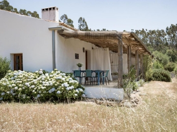 Muxima - Montes Ferreiros - Holiday Apartments in Aljezur, Algarve