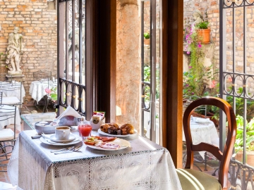 Hotel Al Ponte Mocenigo - Boutique Hotel in Venice, Venice