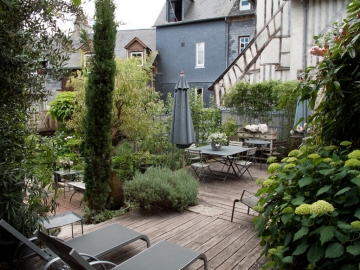 La Cour Sainte Catherine - Bed and Breakfast & self-catering in Honfleur, Normandy