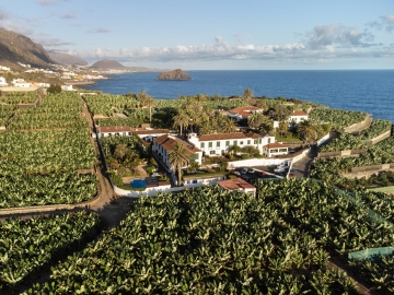 Hotel El Patio - Manor House in El Guincho-Garachico, Canary Islands