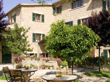 C'as Curial - Bed and Breakfast or self-catering in Sòller, Mallorca