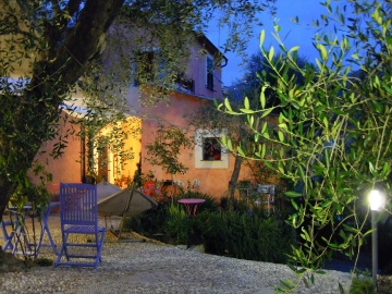 Agriturismo I Freschi - Holiday Apartments in San Bartolomeo al Mare, Liguria