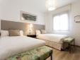 Holiday Rental Apartamentos Habitat Arenal Seville Spain Apartamentos Real de la Carreteria 