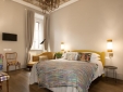 Casa Fabbrini Bocca di Leone Rome b&b hotel