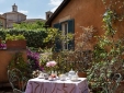 Buonanotte Garibaldi small and best hotel  and b&b in Rome 