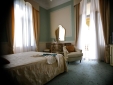 Hotel Villa del Sogno Gardone Riviera Lake Garda & Lake Iseo Italy Bedroom