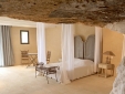 Le Clos Saint Saourde hotel Provence rhone best b&b room