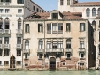 Charming Accommodation Canal View Palazzo Foscolo - Casa de Uscoli romantic historical building Venice