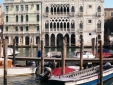 http://www.booking.com/hotel/it/alpontemocenigovenice.pt-pt.html?aid=357001;label=gog235jc-hotel-XX-it-alpontemocenigovenice-unspec-pt-com-L%3Apt-O%3Aabn-B%3Achrome-N%3AXX-S%3Abo-U%3AXX;sid=2faaf5f2280c762656ddb82e8794e134;dist=0&group_adults=2&sb_price_type=total&type=total&