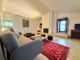 Medlar Tree House - Living room
