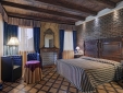 Bloom B&B Venice Hotel