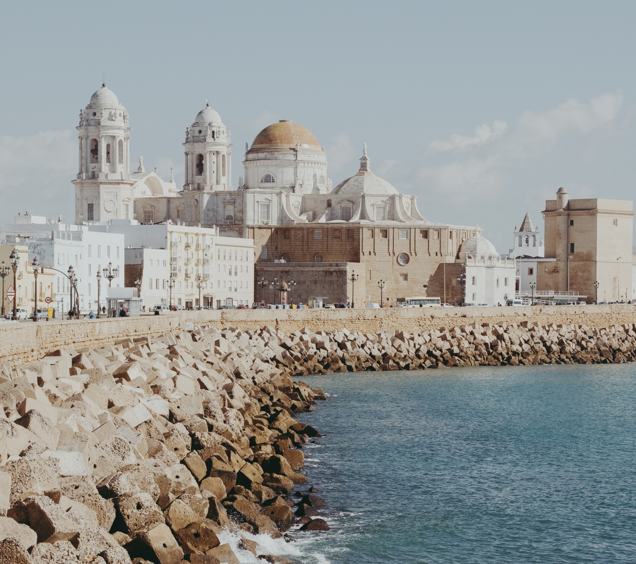 Curated guide to beautiful places to stay in Cádiz