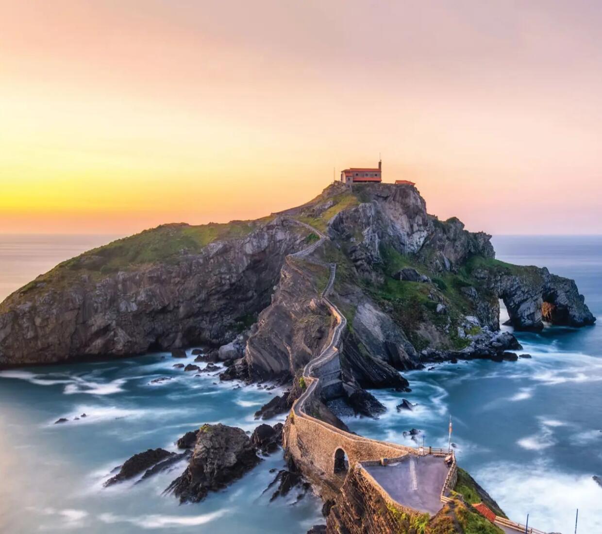 Curated guide to beautiful places to stay in Basque Country