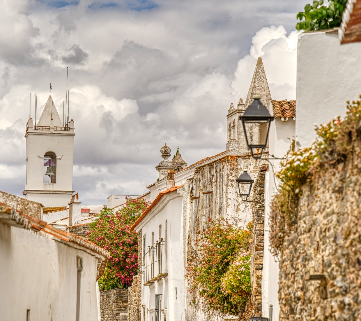 Curated guide to beautiful and authentic places to stay in Alentejo