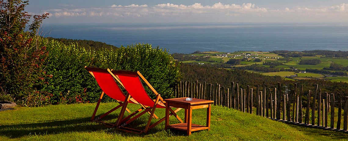 Curated guide to beautiful places to stay in Llanes