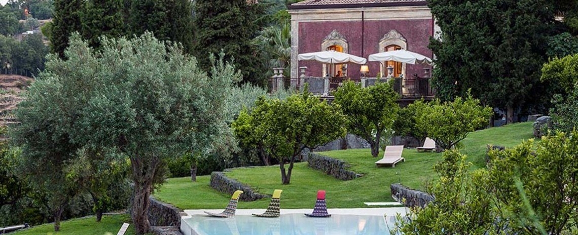 Monaci delle Terre Nere