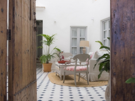 Casa Shelly Hospedería - Bed and Breakfast in Vejer de la Frontera, Cadiz