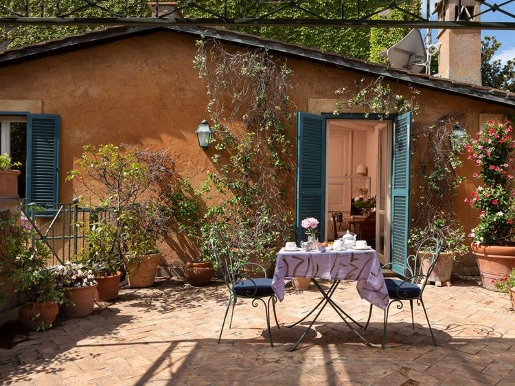 Terrace of B&B Buonanotte Garibaldi, Rome
